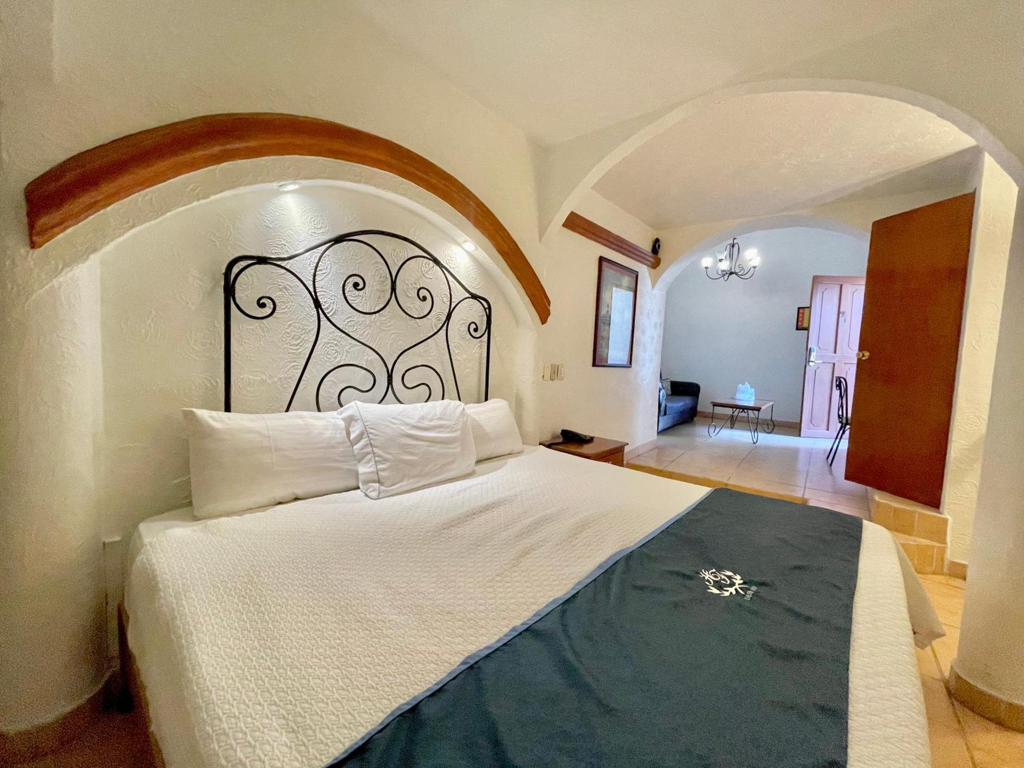 Hotel Frances Guadalajara Eksteriør billede