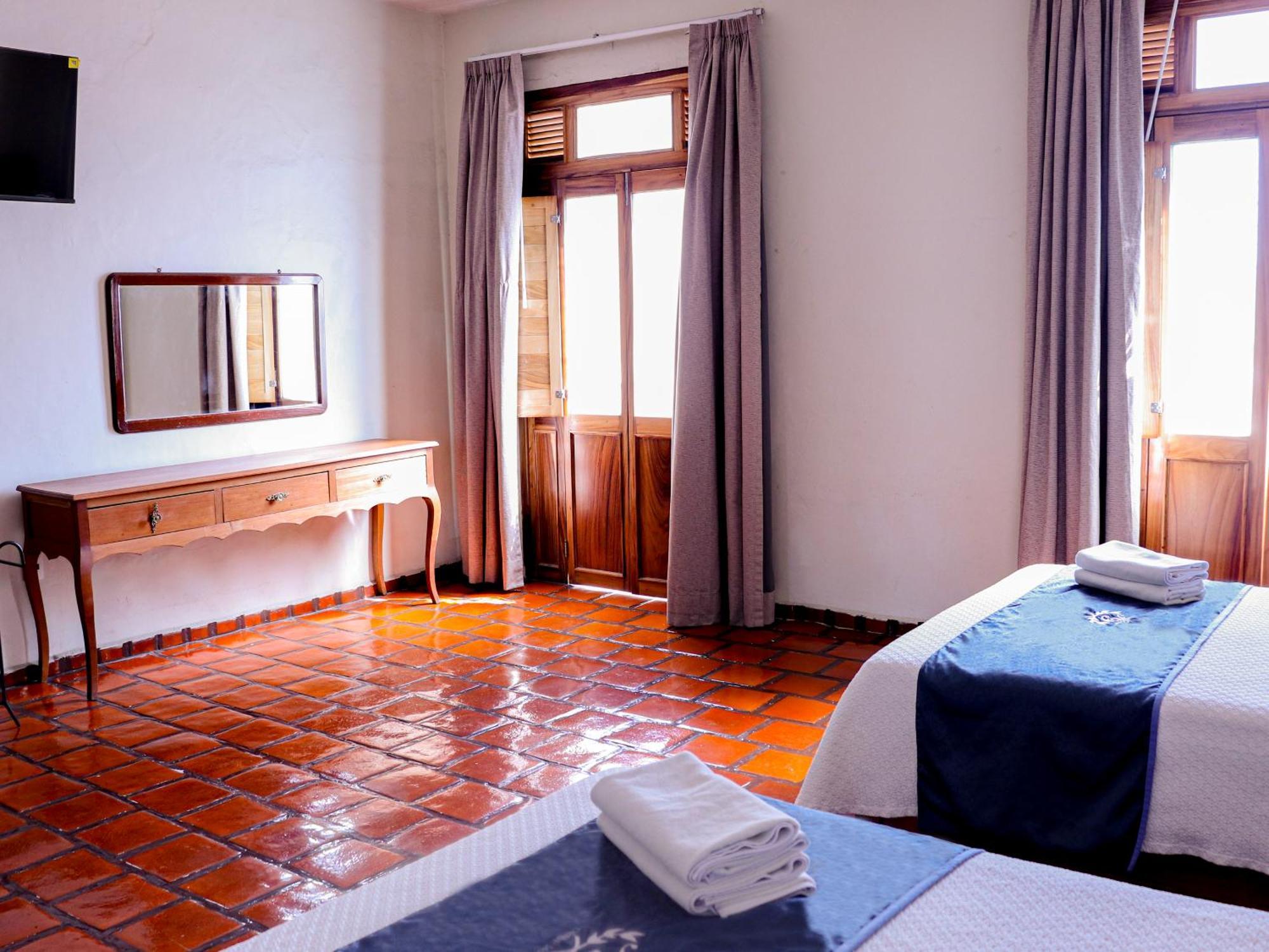 Hotel Frances Guadalajara Eksteriør billede