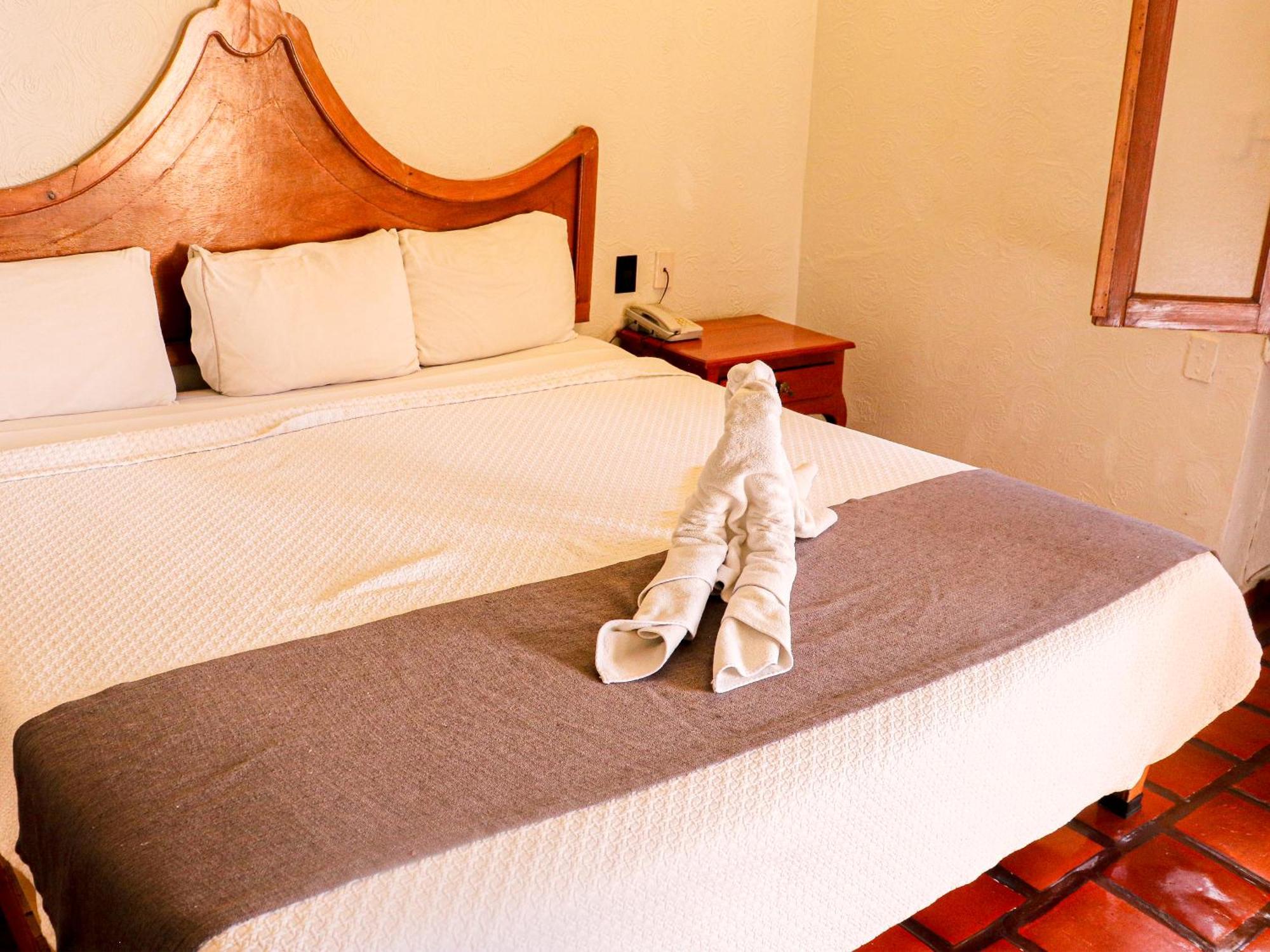 Hotel Frances Guadalajara Eksteriør billede