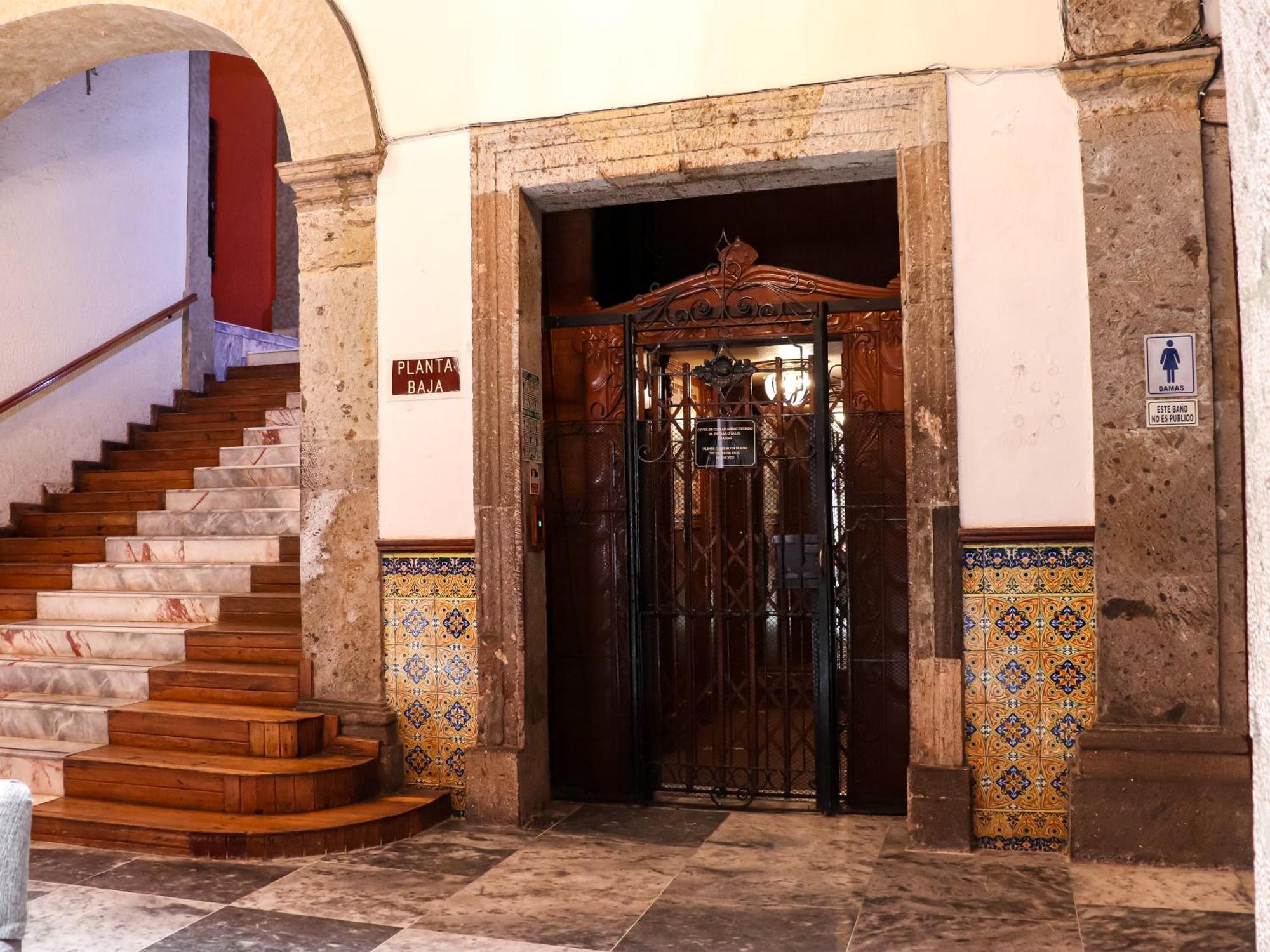Hotel Frances Guadalajara Eksteriør billede