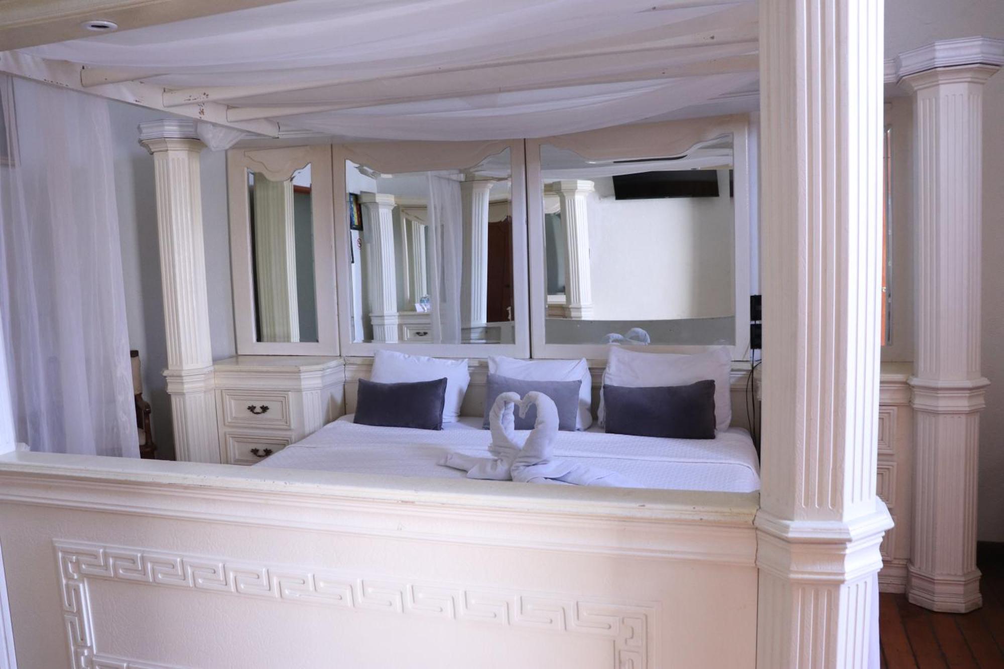 Hotel Frances Guadalajara Eksteriør billede