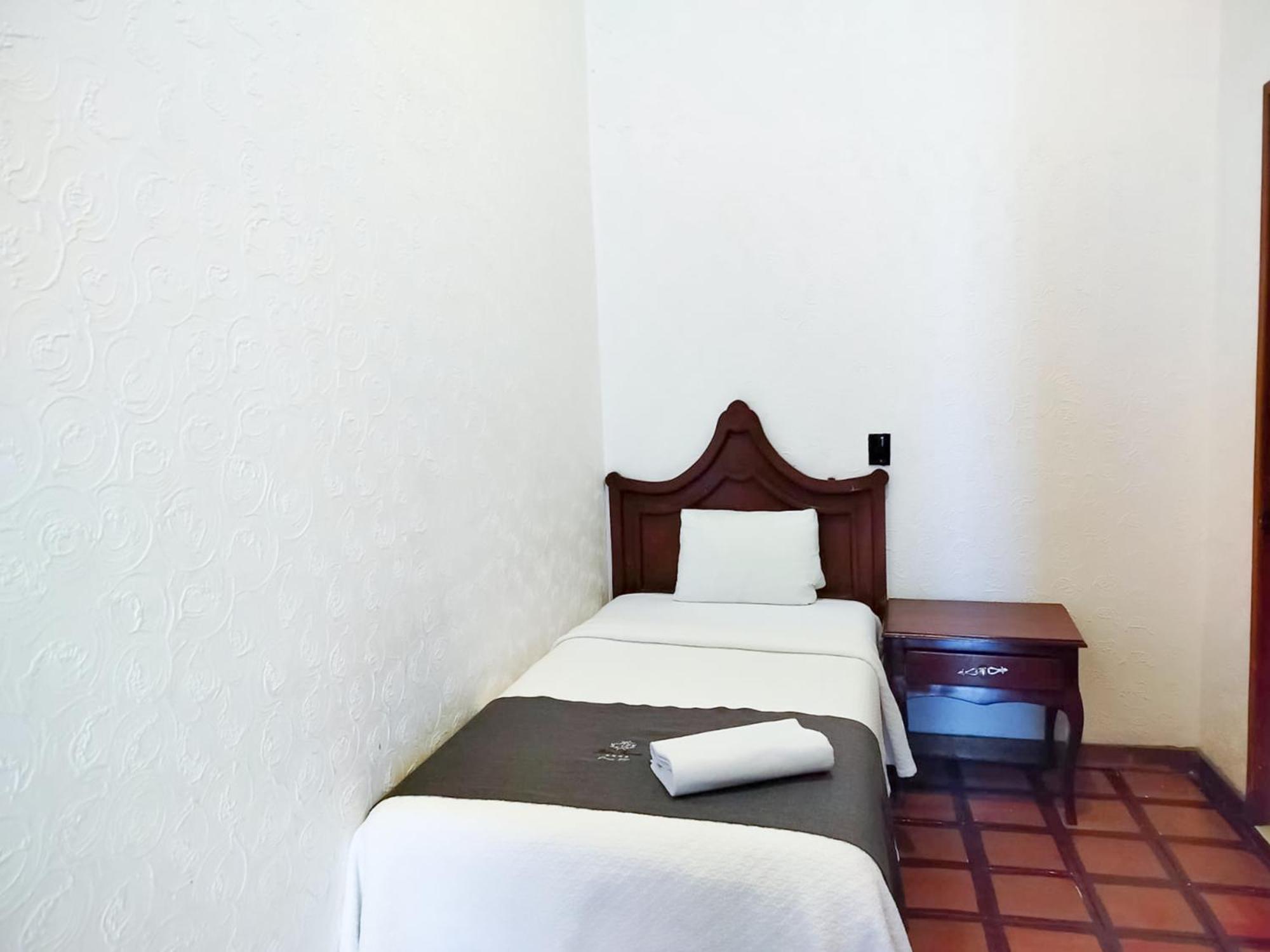 Hotel Frances Guadalajara Eksteriør billede